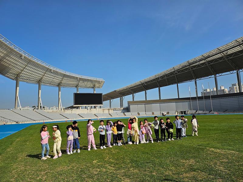 양지초등학교(23.10.12) 사진