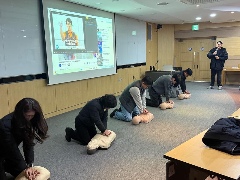 인천시설공단, ‘응급처치 리더’ 중심 CPR 훈련 실시 사진
